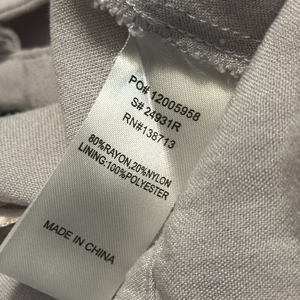 Doe &‎ Rae Light Gray Jumpsuit - Picture 4 of 8